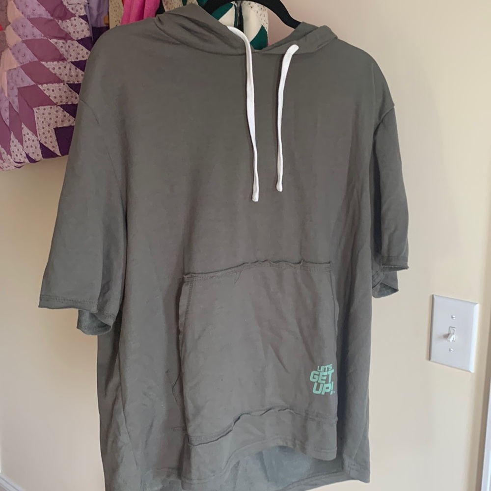 Beachbody short sleeve hoodie